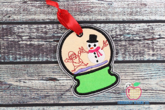 A Professional Review of the Snowman and Santa Snowglobe Ornament
